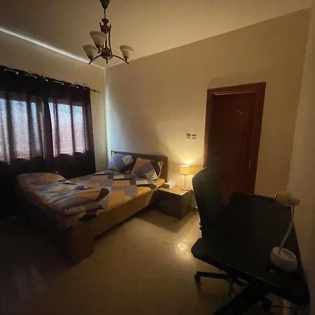 Farzus Bnb Sharjah Exterior photo